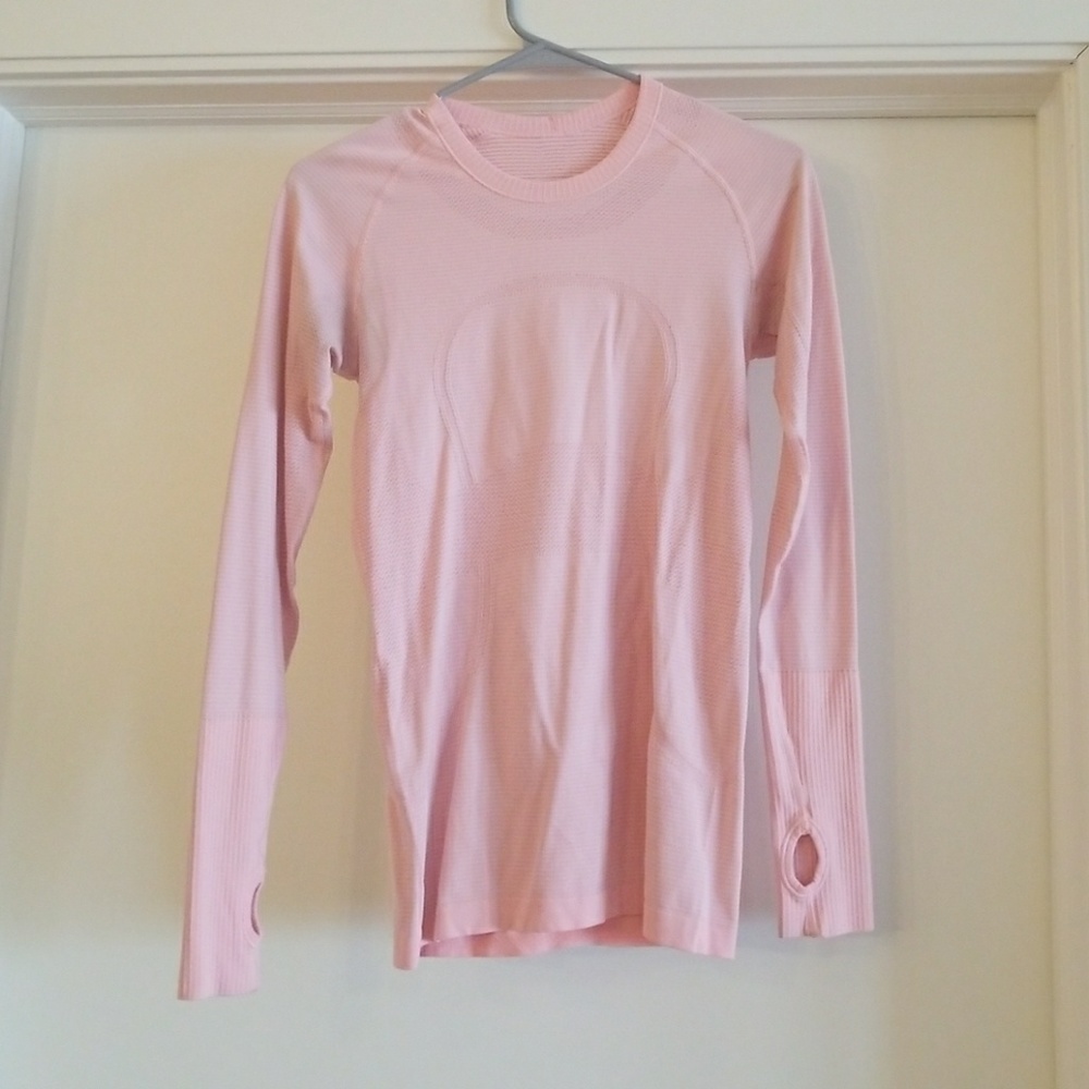 Lululemon run swiftly pink long sleeve size 6